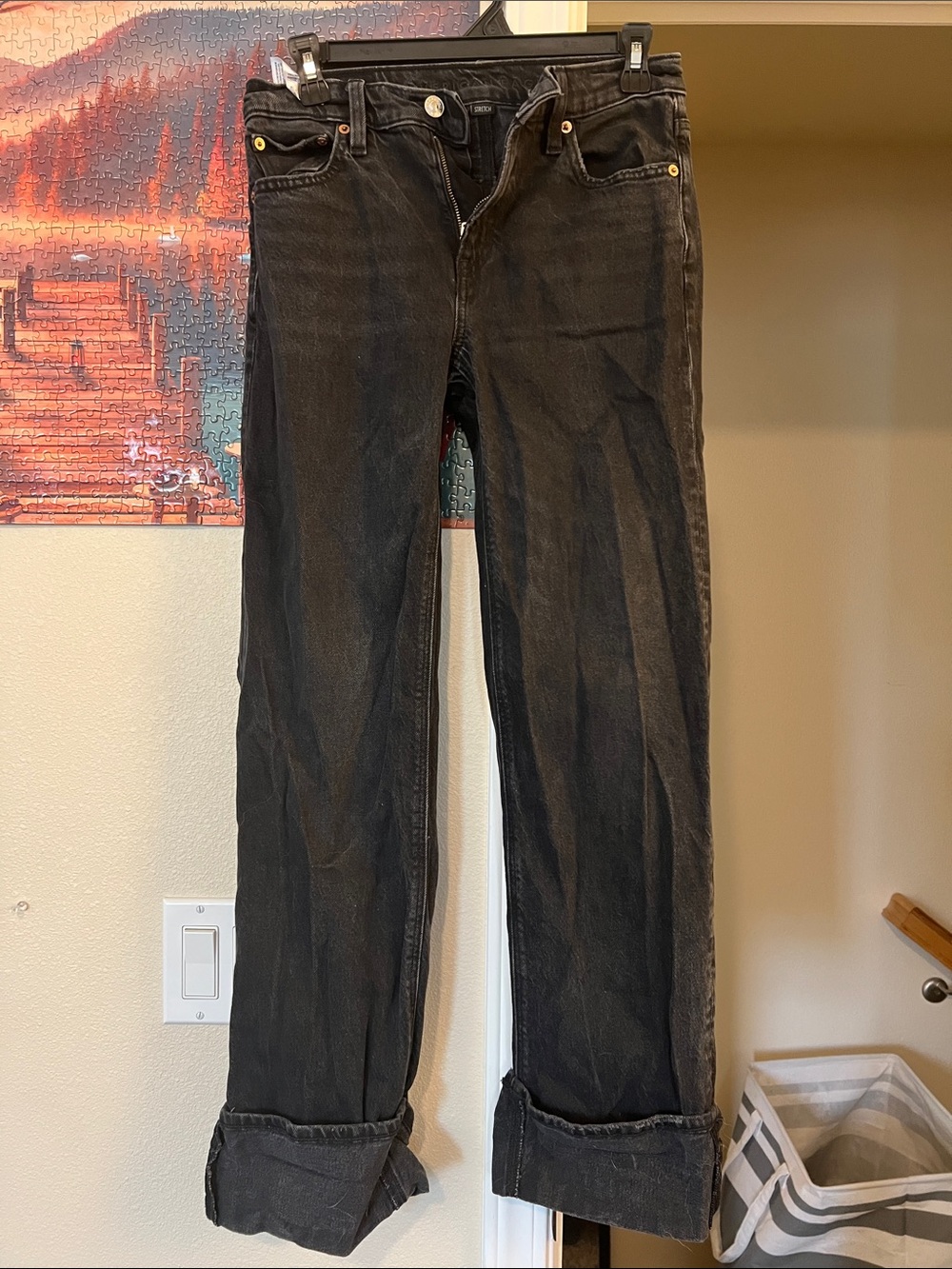 American Eagle Outfitters Black Straight-Leg Women’s Jeans
